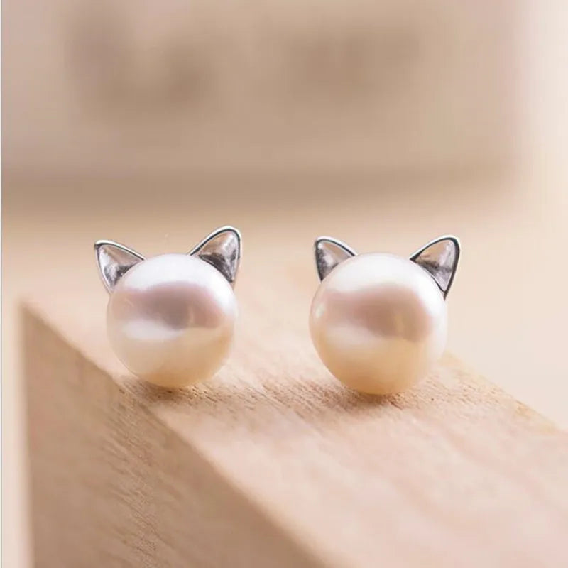 Cat & Pearl Earrings