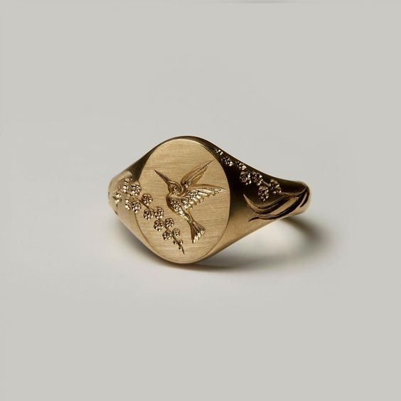 Vintage Gold Hummingbird Signet Ring